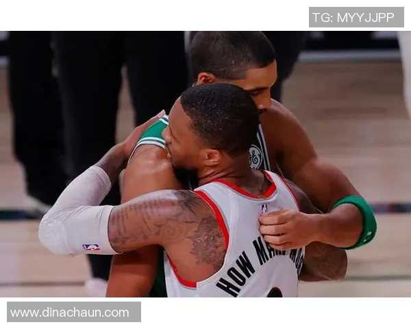 利拉德赛场突发小插曲裁判及时介入妥善处理引发球迷广泛热议